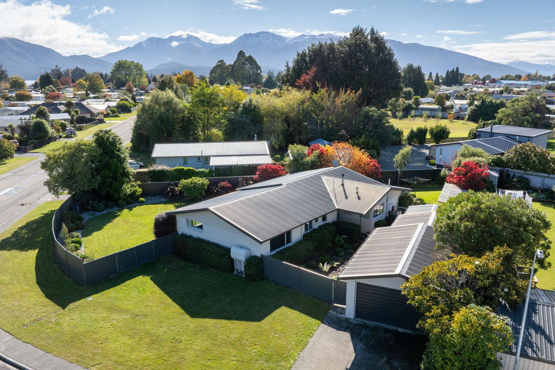 16 Henry Street Te Anau_0