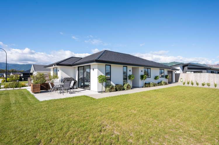 1 Woodley Road Richmond_18