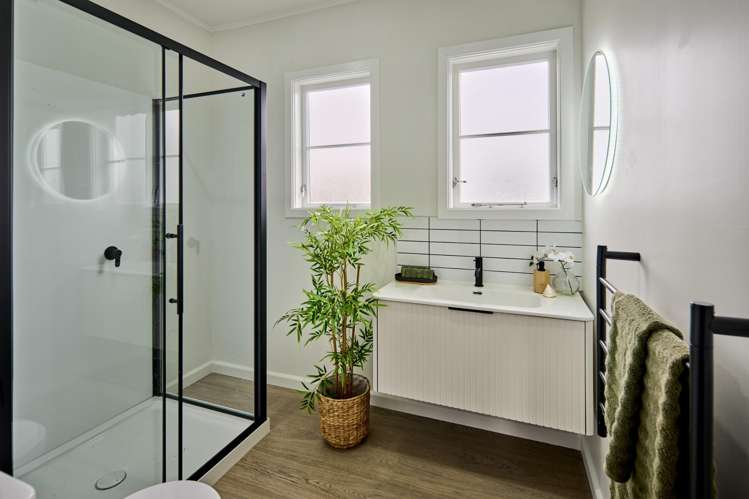128A Waiwhetu Road Waterloo_13