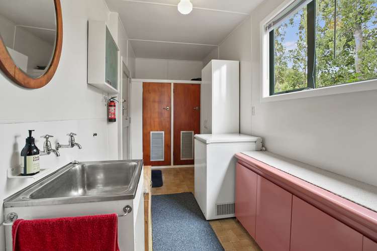 4 Rauparaha Street Marokopa_38