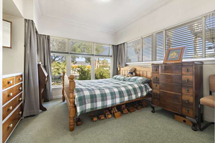 23 Bradbury Road Botany Downs_14