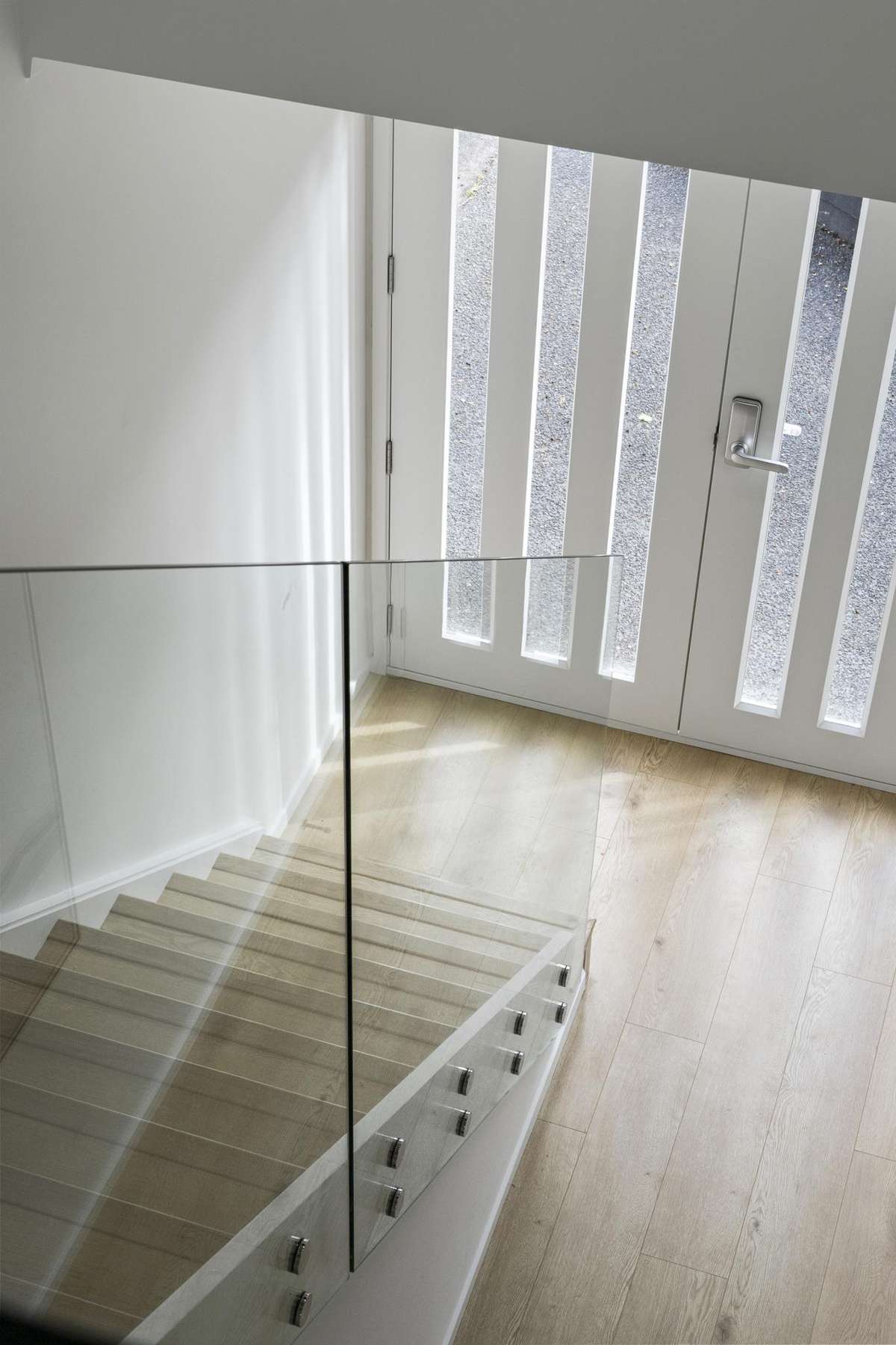 2/108 East Coast Road_3