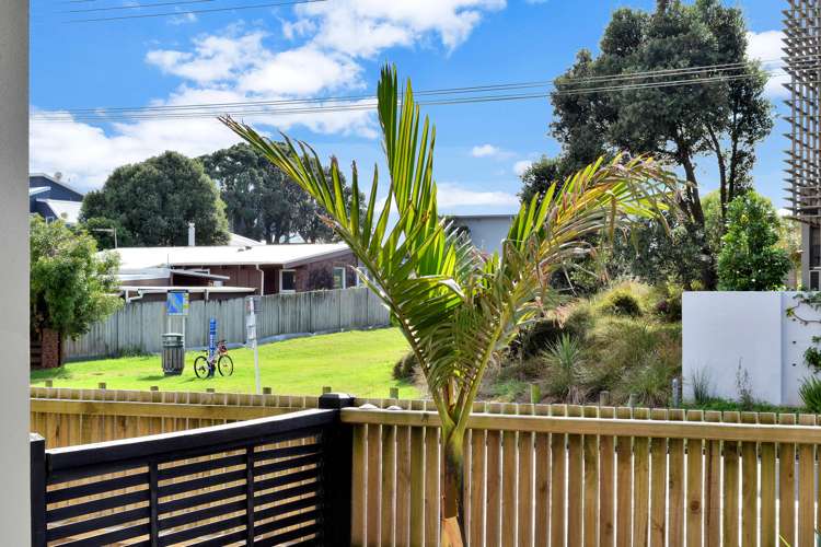 10/346 Oceanbeach Road Mount Maunganui_5