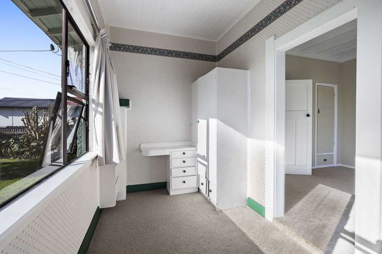 5 Egmont Street Hawera_7