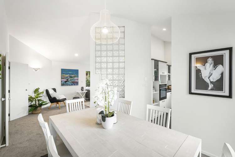 63 Fitzwilliam Drive Torbay_9