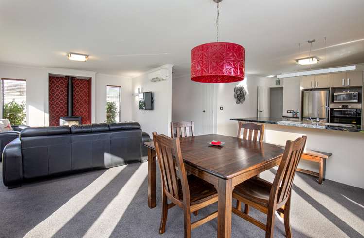 6 Holdom Place Clyde_6