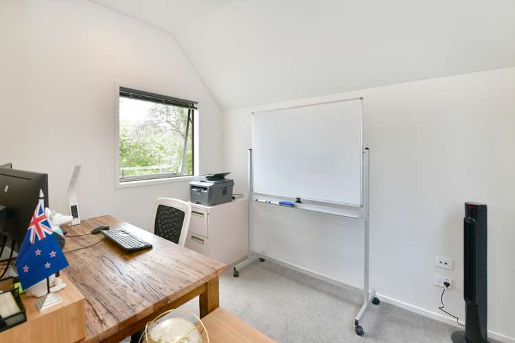 2/5 Dalmeny Close Murrays Bay_15