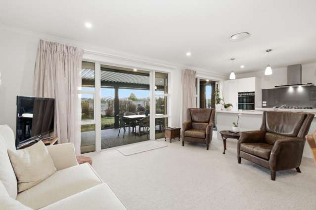 111 Southfield Drive Lincoln_2