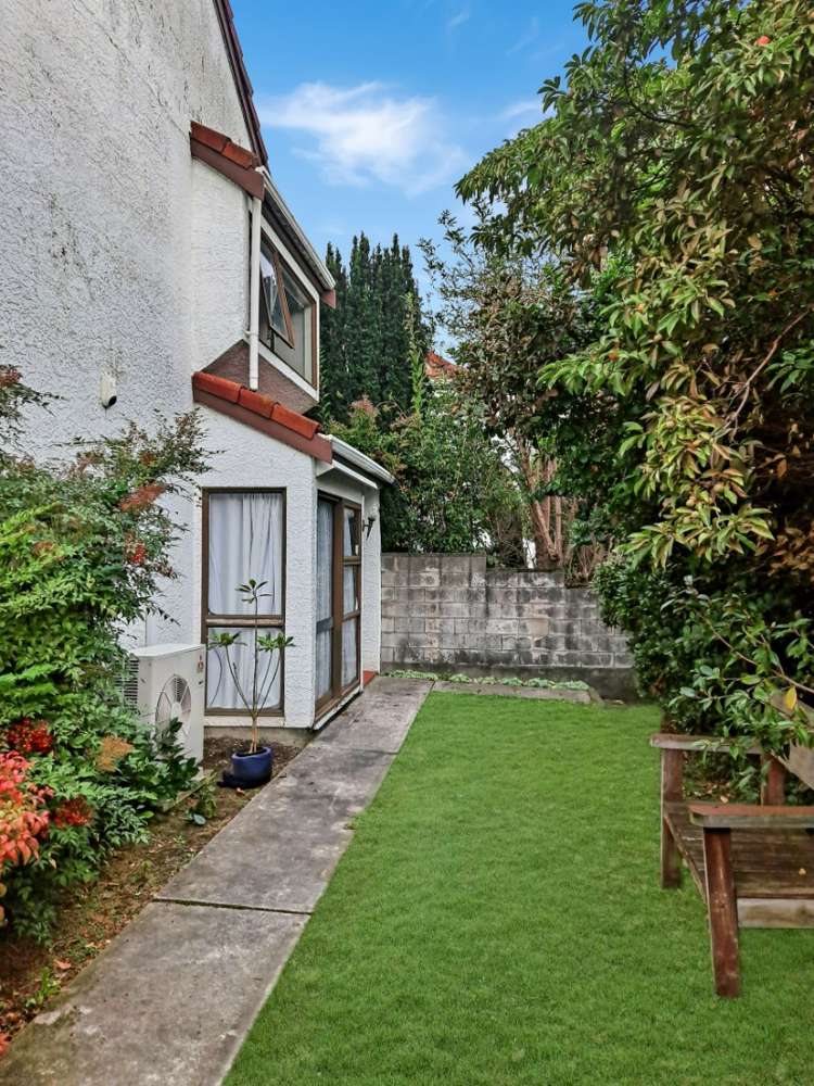 1/138 Waimairi Road Ilam_1