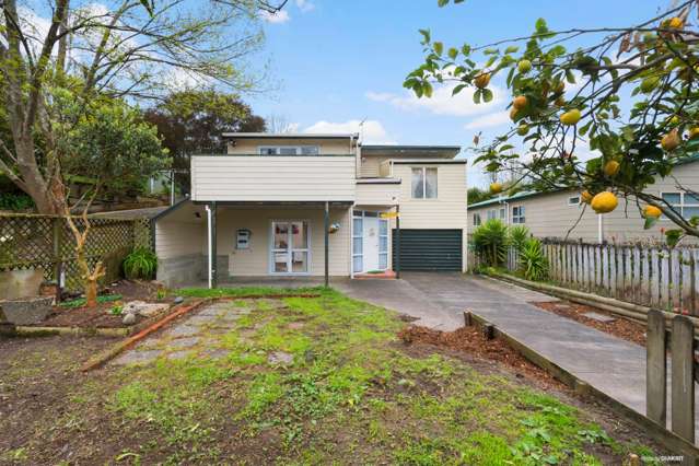 38 Atkinson Road Titirangi_1