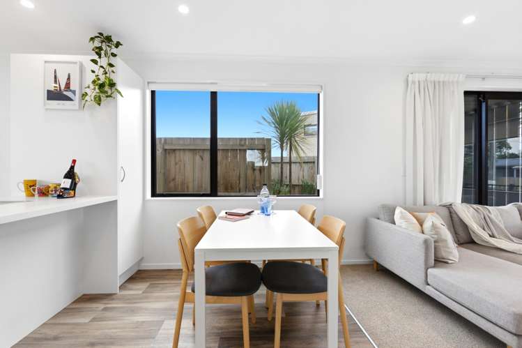 8/18 Titoki Street Te Atatu Peninsula_5