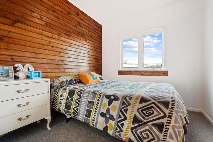 24 Toetoe Road Otaika_10