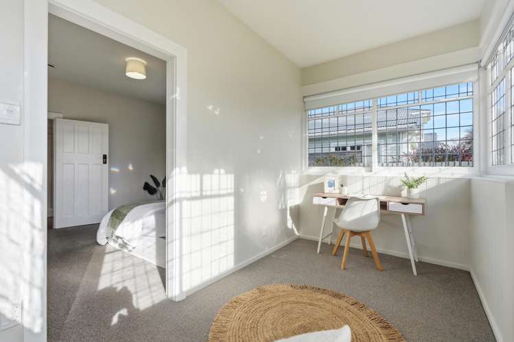 34 Poulton Avenue Richmond_10