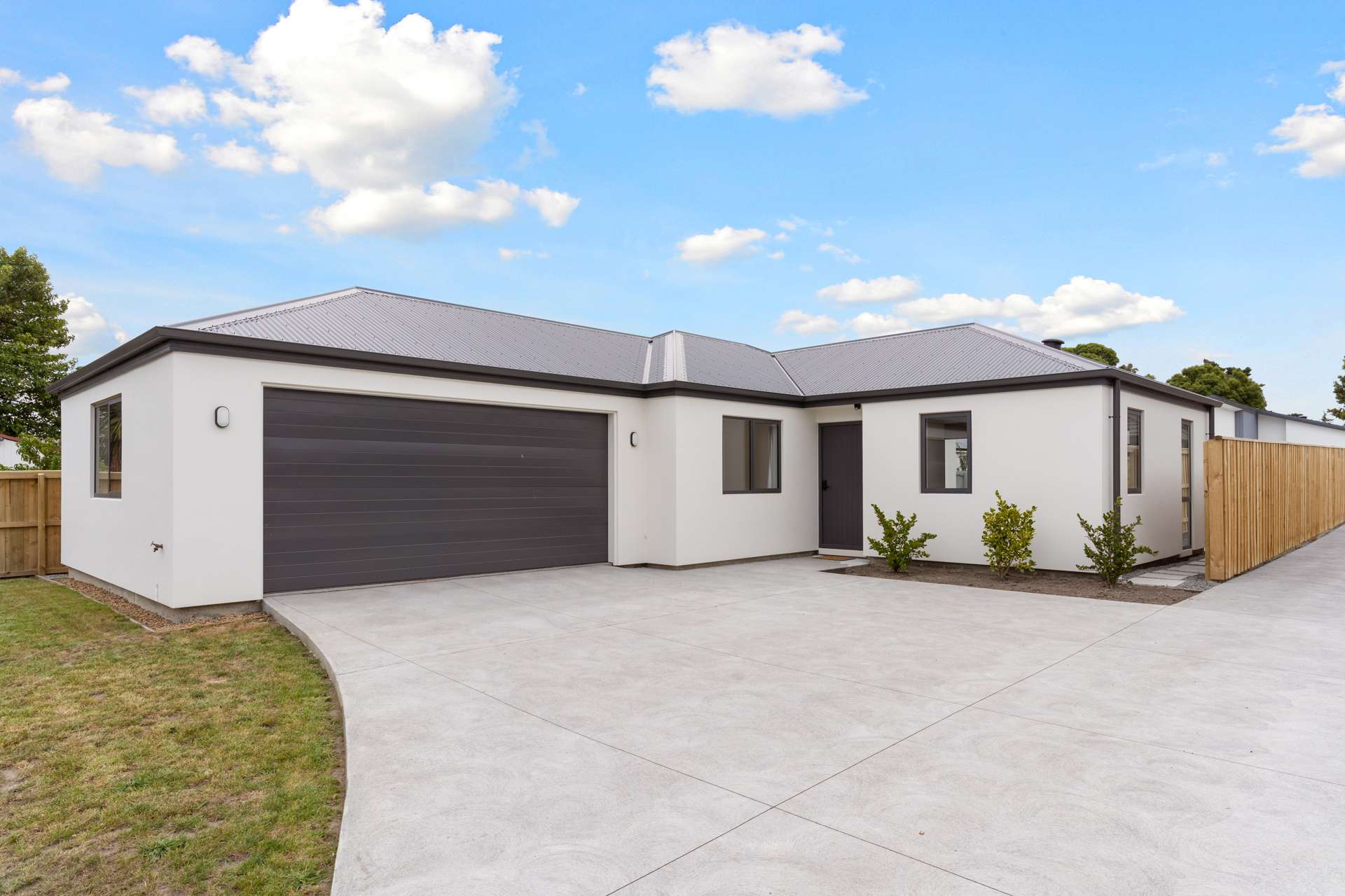 1/205 Wainoni Road Avondale_0