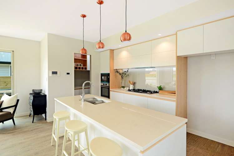 16 Bellamont Street Kumeu_11