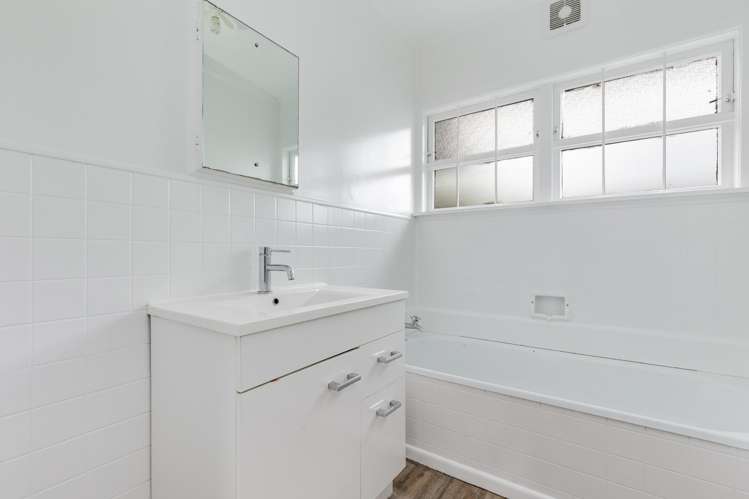 33 Mcburney Place Mangere East_9