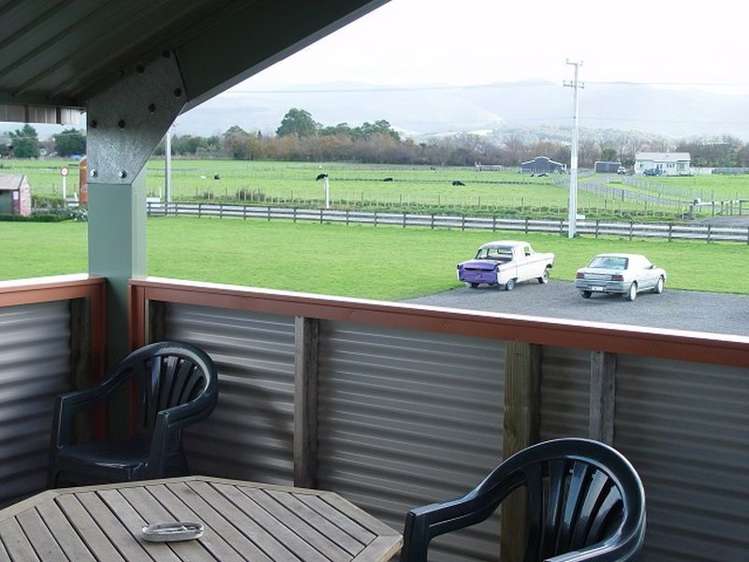 6 Somerset Road Carterton_2