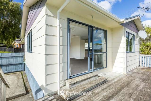 1 Monarch Grove Maoribank_4