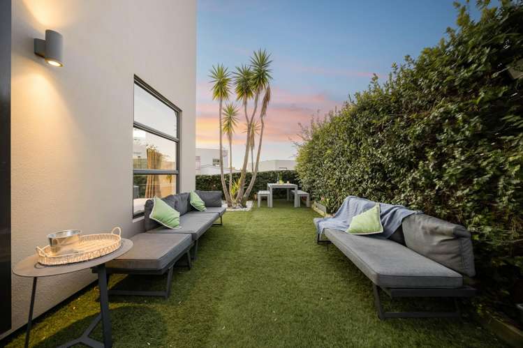 16/40 Scarlet Oak Drive Schnapper Rock_15