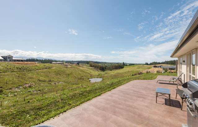 12 Mount Arthur View Redwood Valley_1