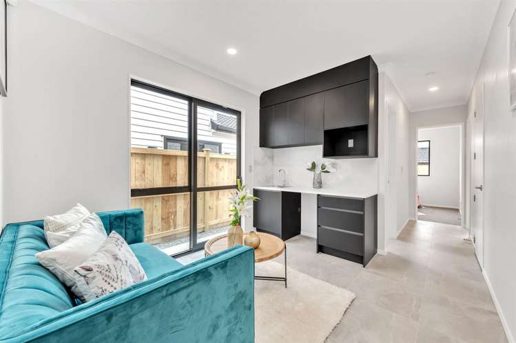 26 Koromeke Street Flat Bush_11