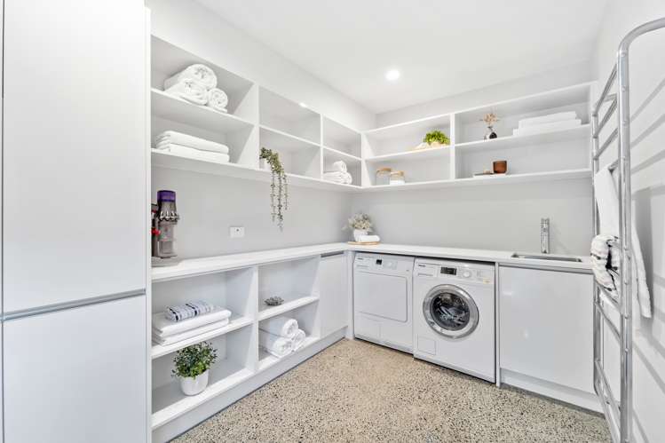 221 Omaha Drive Omaha_10