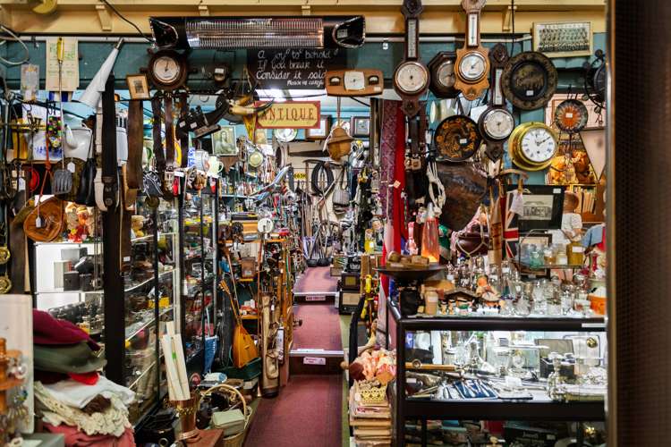 Arkwrights Antiques Paeroa_1