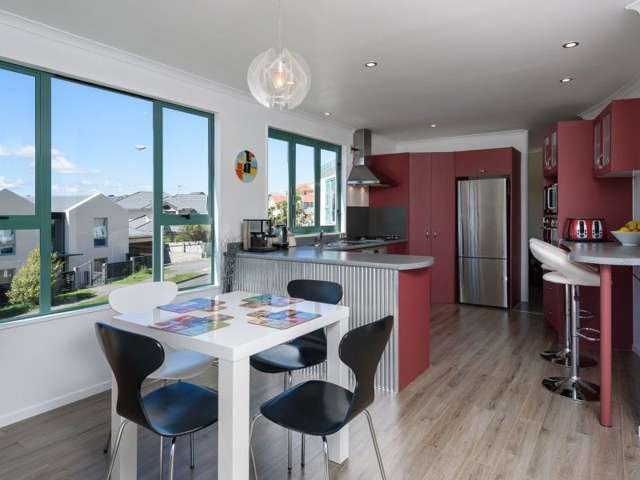 8 Claverton Grove Churton Park_3