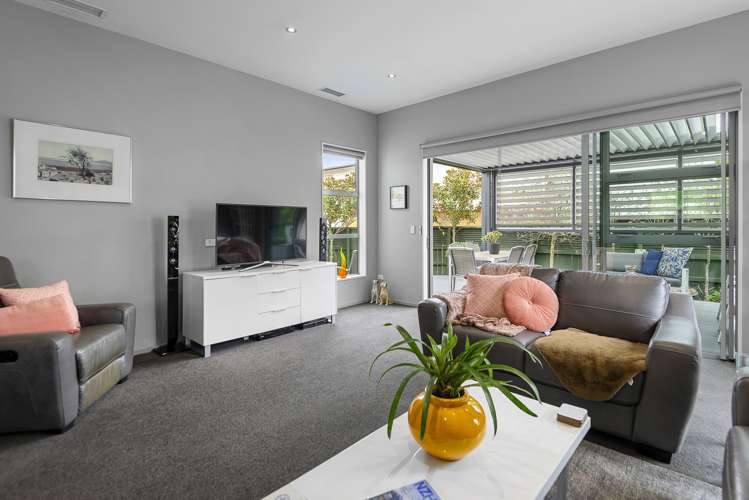 297 Eastern Terrace Sydenham_13