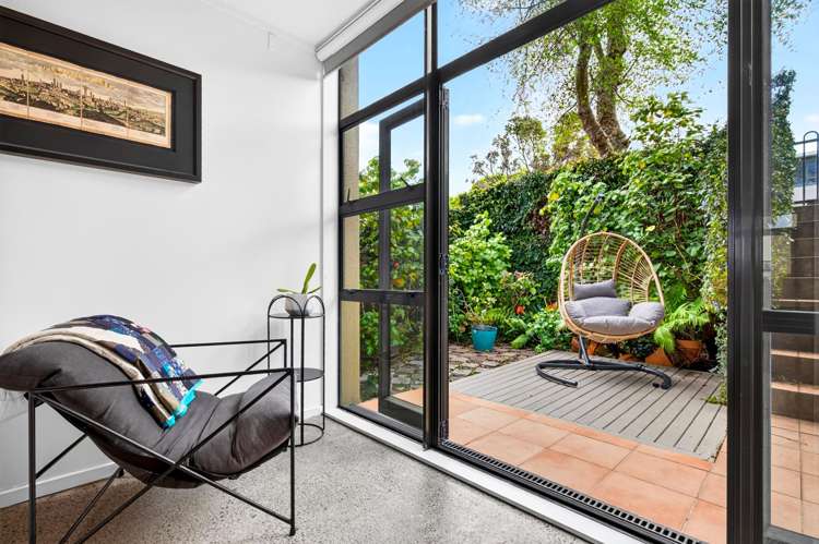 4/16 Huron Street Takapuna_9