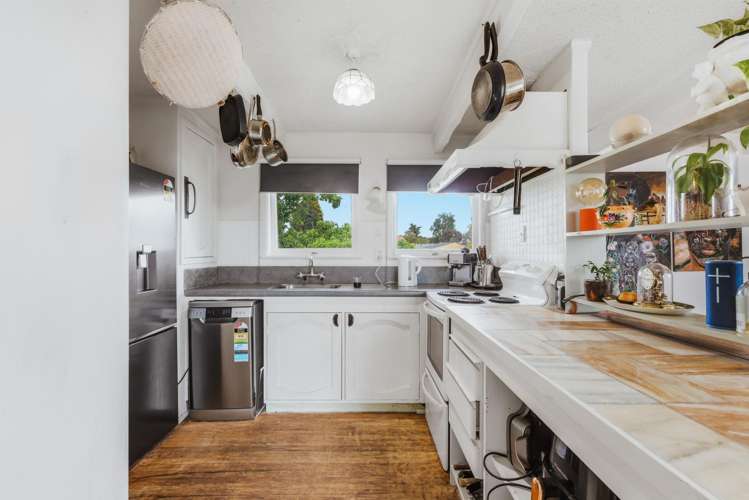 11 Frederick Street Two Mile Bay_5