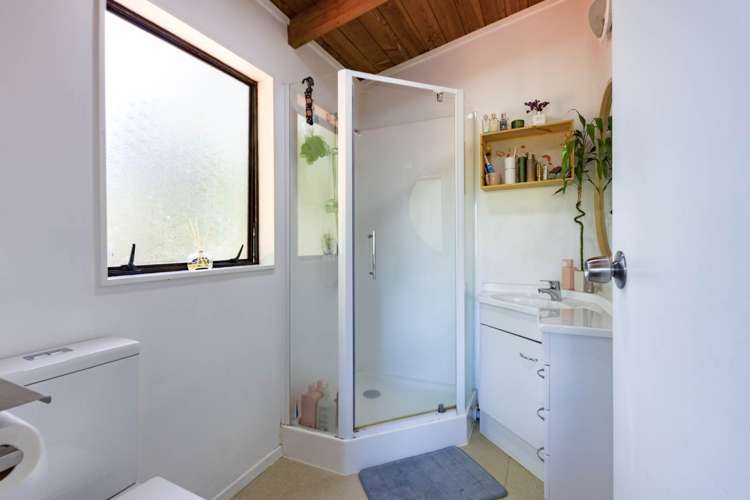 84a Woodlands Park Road Titirangi_8