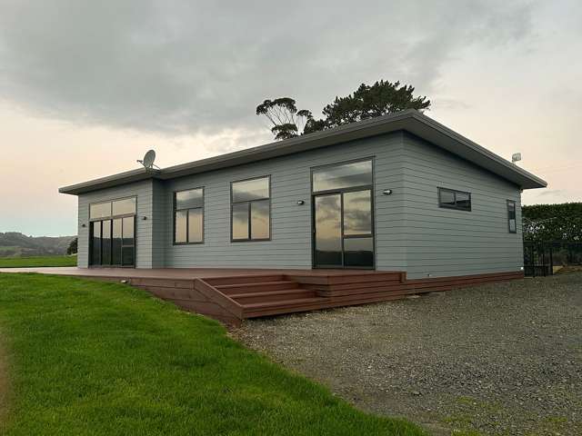 Amazing 3bdrm Rental with sea views