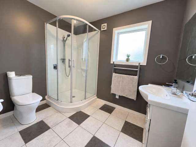 Unit A, 4 Wickham Street Frankton_3