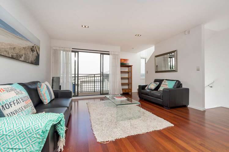 2/34 Ireland Street_5