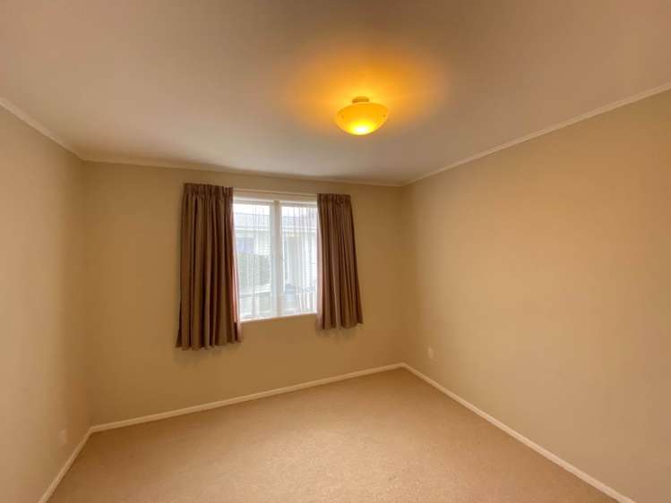 9 Meredith Street Blockhouse Bay_11