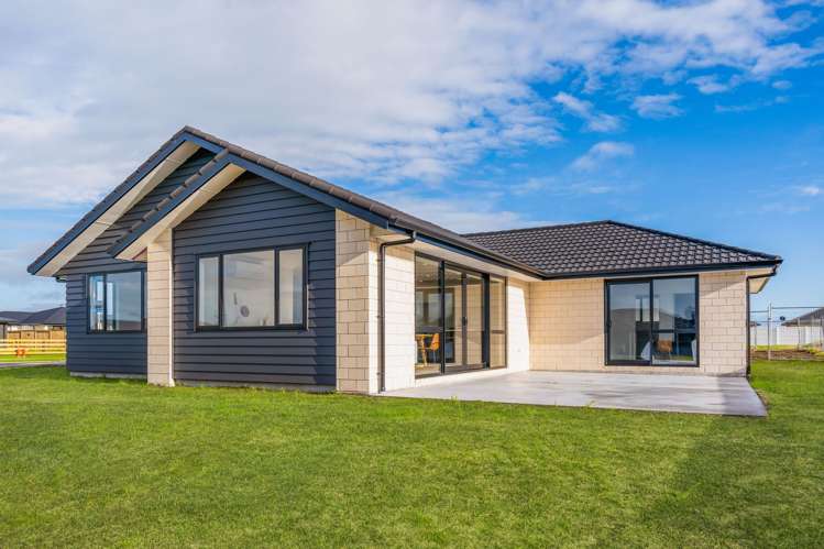 98 Kaurinui Crescent One Tree Point_34