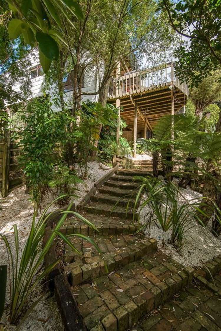 2/32 Jacaranda Avenue Beach Haven_20