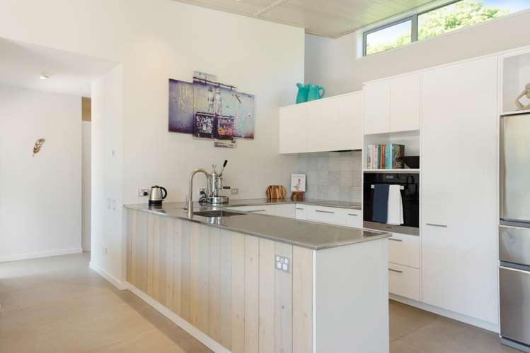 29a Greenaway Road Waikanae_12