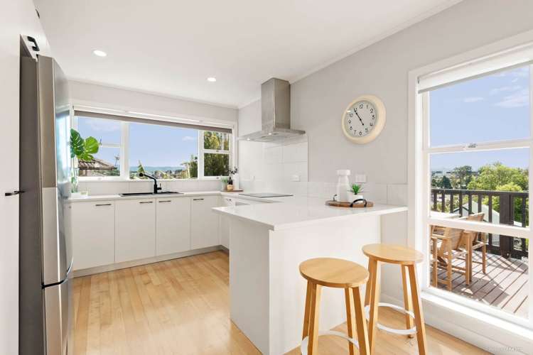 18 Marie Crescent Te Atatu South_4