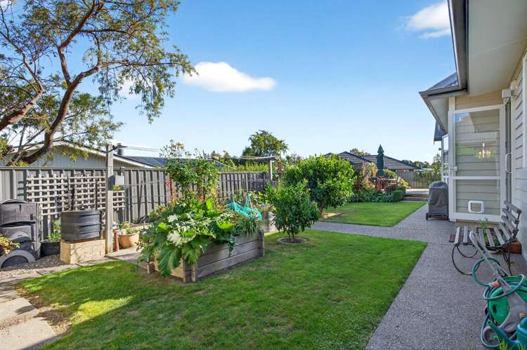 13 Tarata Grove Lansdowne_16