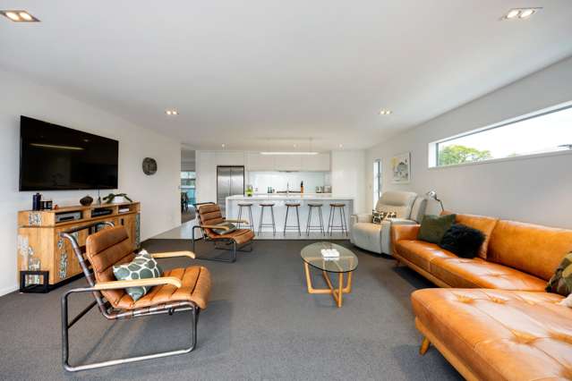 896 River Road Queenwood_3