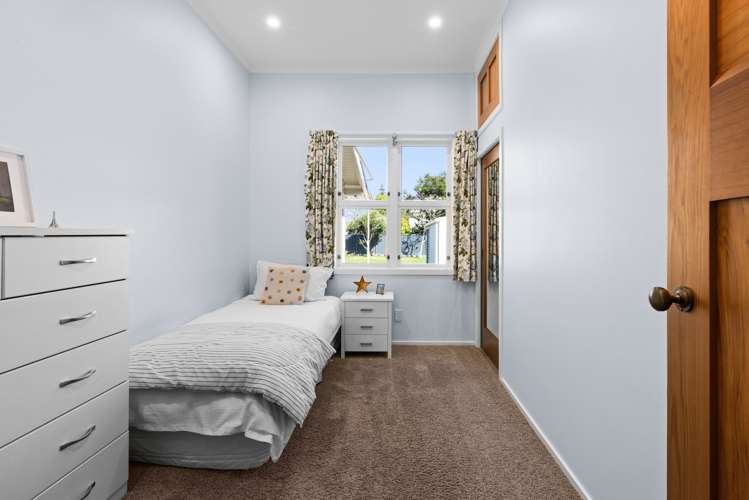 54 Nelson Crescent Napier South_11