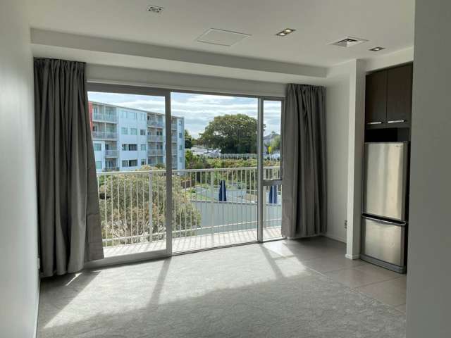 C306/130 Anzac Street Takapuna_2