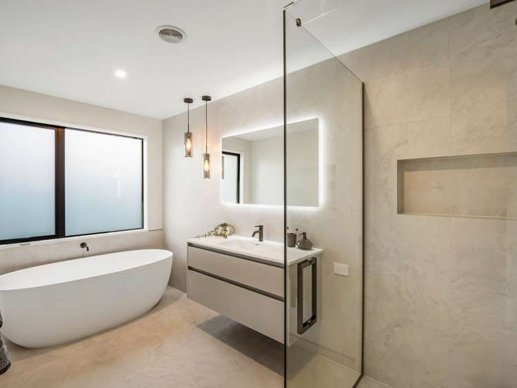 9 Twin Meadows Drive Casebrook_26