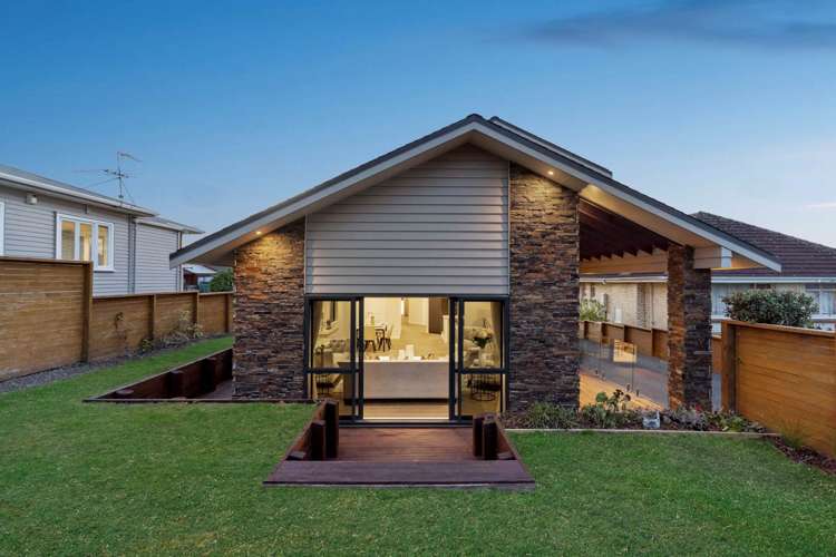 151 Taylor Street Blockhouse Bay_18