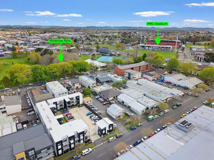 2/17 Vialou Street Hamilton City Central_19
