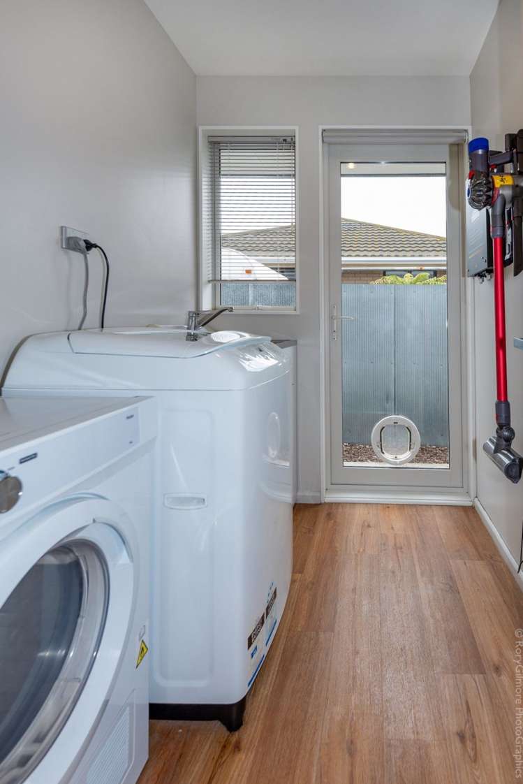 10 Bideford Place Dallington_23