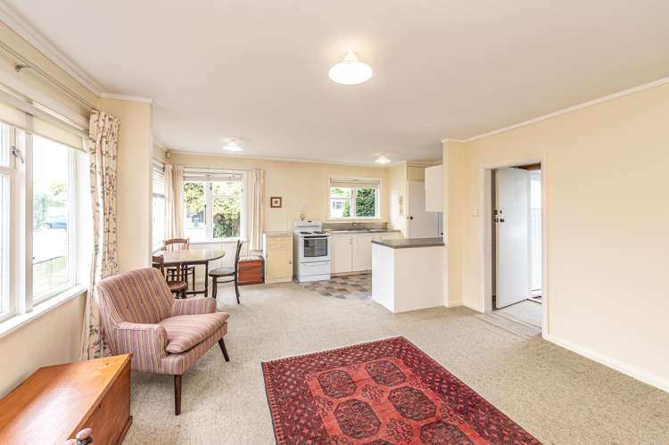 22 Selwyn Crescent College Estate_6