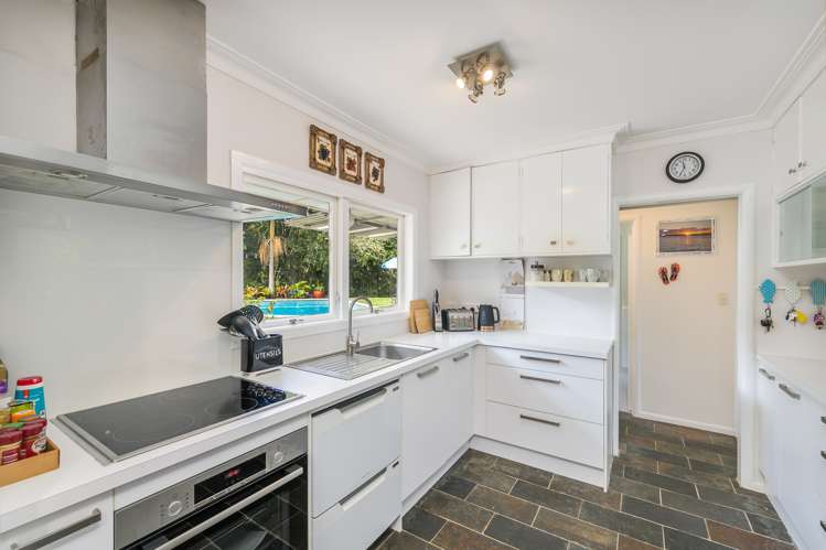 8 Liston Crescent Cockle Bay_14